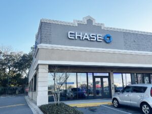 chase bank exterior