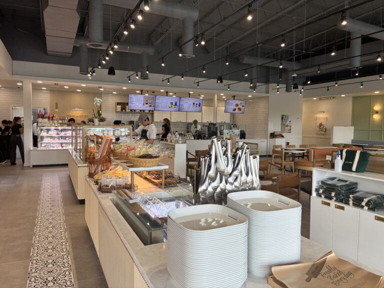 Tous Les Jours Cafe NOW OPEN IN Baymeadows Village
