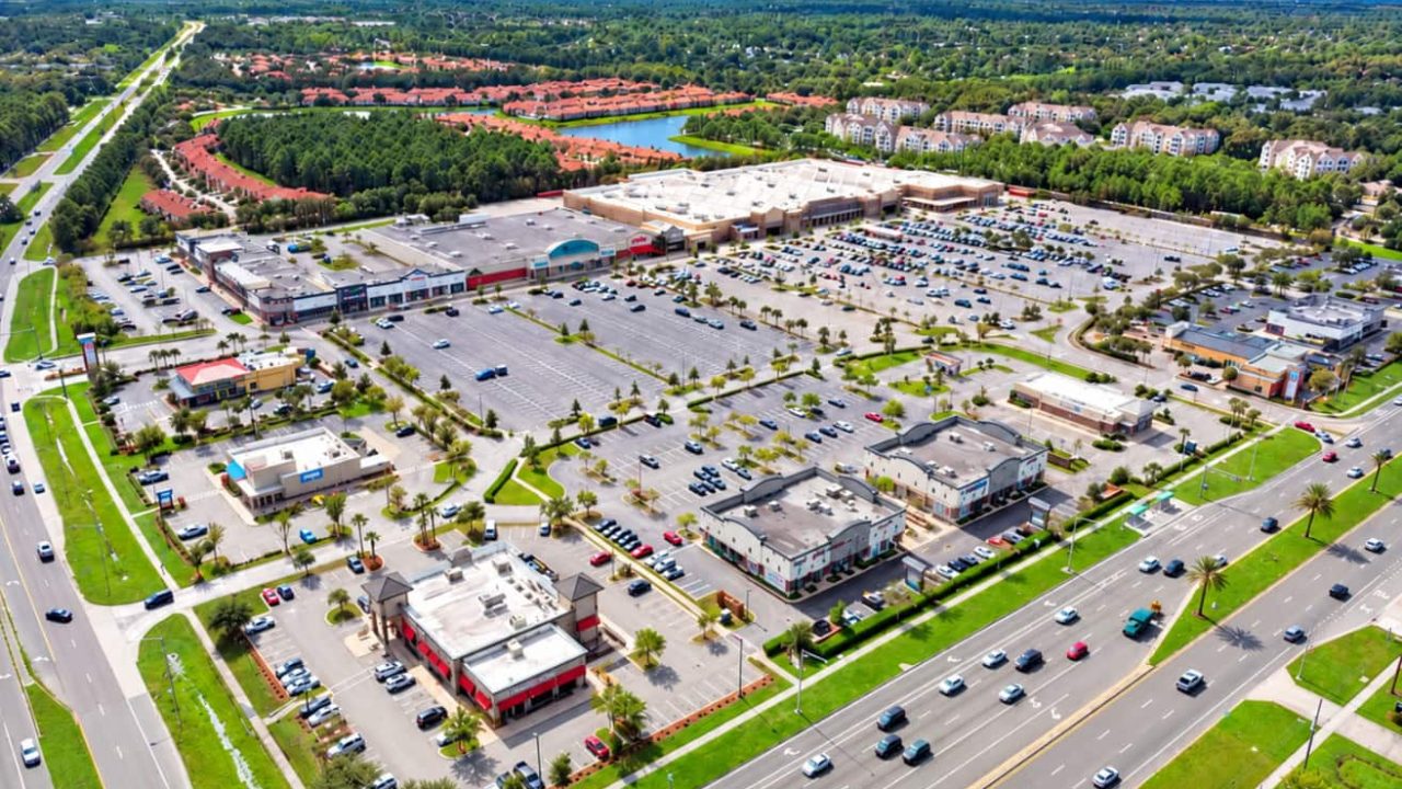 Hodges Pointe Plaza