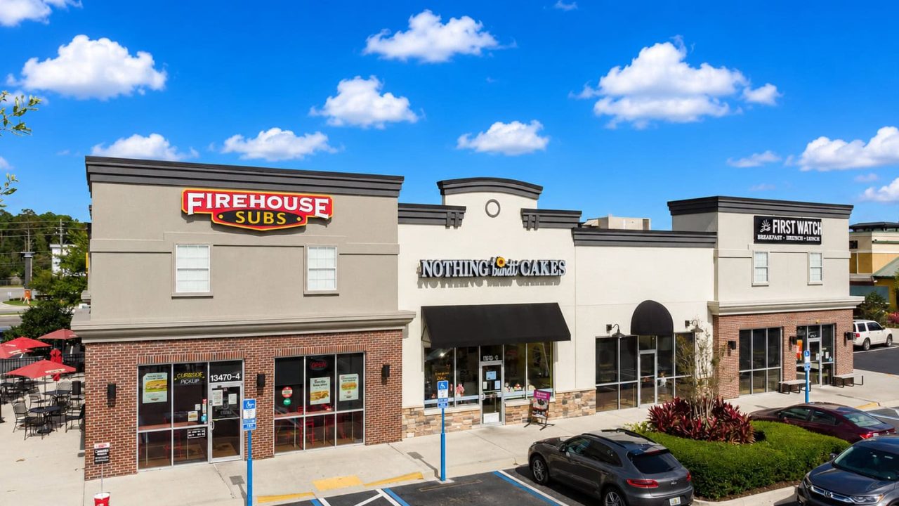 Hodges Pointe Plaza