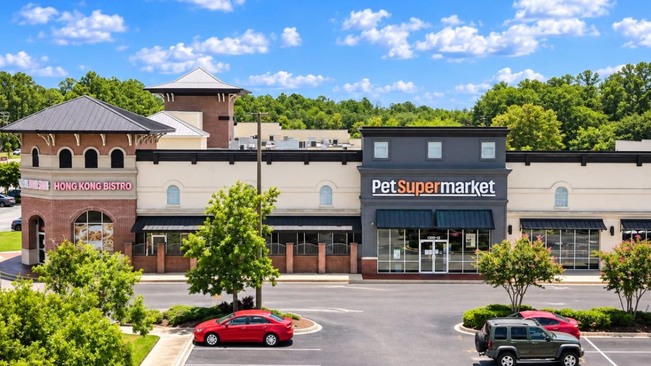 Hodges Pointe Plaza