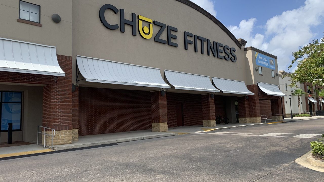 Chuze Fitness at Oak Leave Station